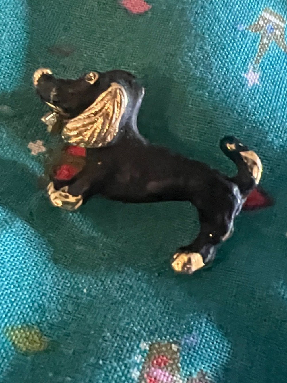 VNT Black and Gold Dachshund Enamel Pin - Pet Lover Accessory